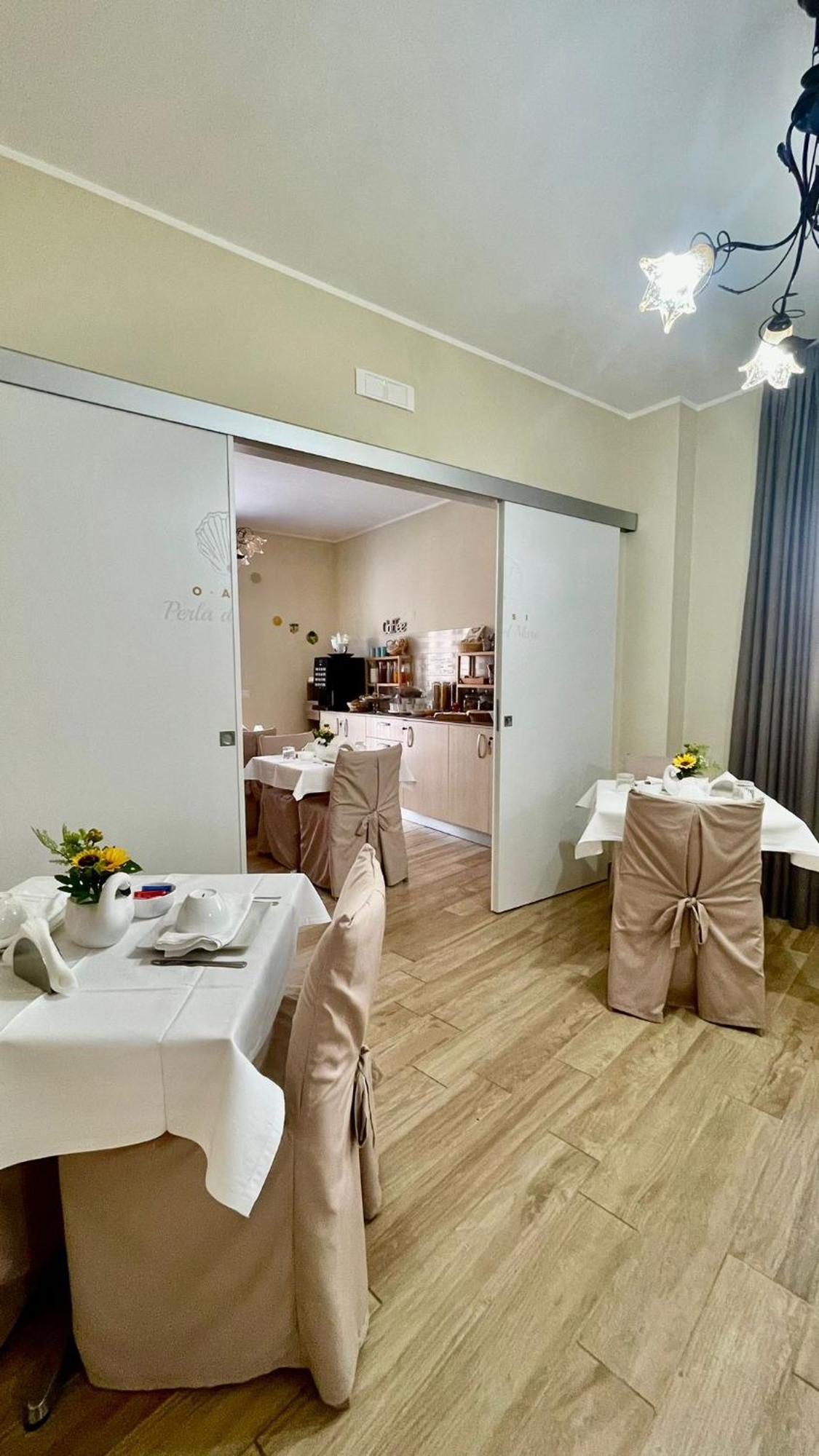 Oasi Perla Del Mare Rooms Aci Castello Exterior photo